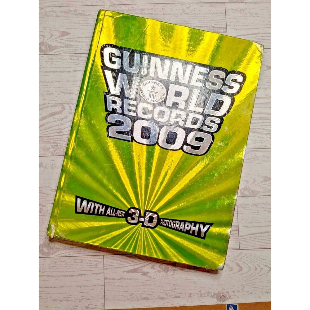 Guinness World Records 2009 Hardcover Illustrated Book w/ 3-D Photography YA
